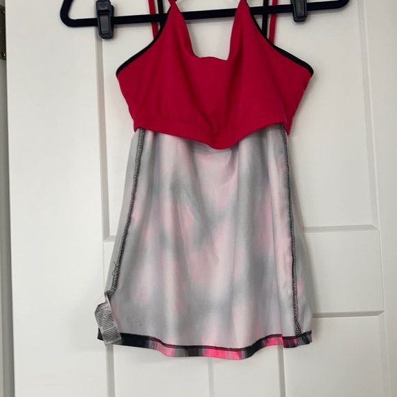 CHAMPION fitted workout tank - Picture 3 of 4